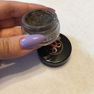 Anastasia Beverly Hills ABH dipbrow ash brown