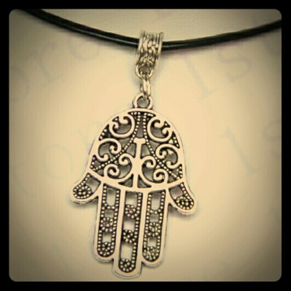 Hamsa pendant
