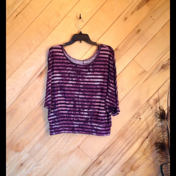 Mudd Loose-Fitting Top