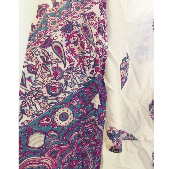 • s o l d • Billabong Boho Bell Sleeve Blouse - Picture 4 of 4