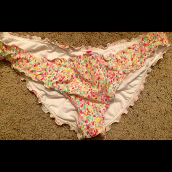 VS ruffle swim bottoms