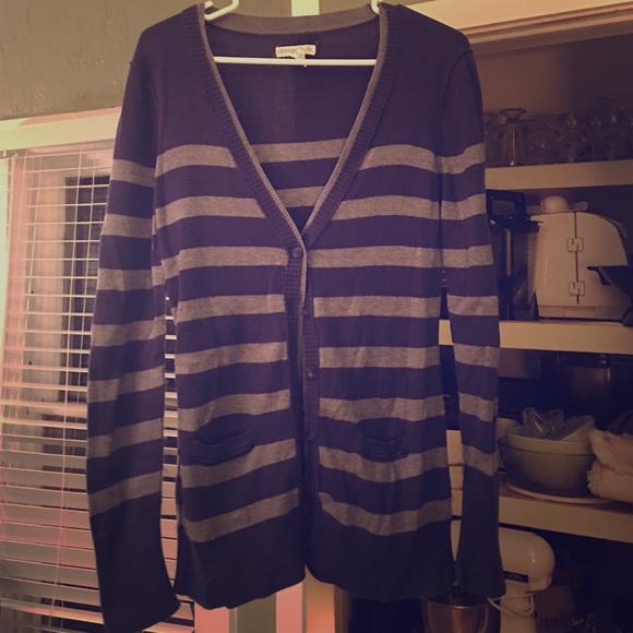 Aeropostale cardigan