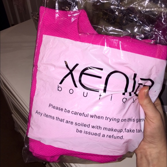 "THE LOVE DRESS" (NEON PINK)💖 - Picture 3 of 4