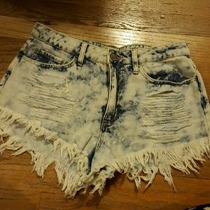 Distressed High wasted shorts