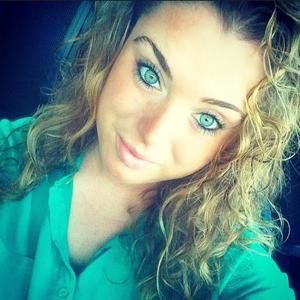 Meet your Posher, Pauline