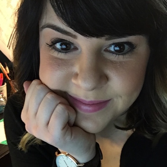 Meet your Posher, Jessica - Picture 1 of 1