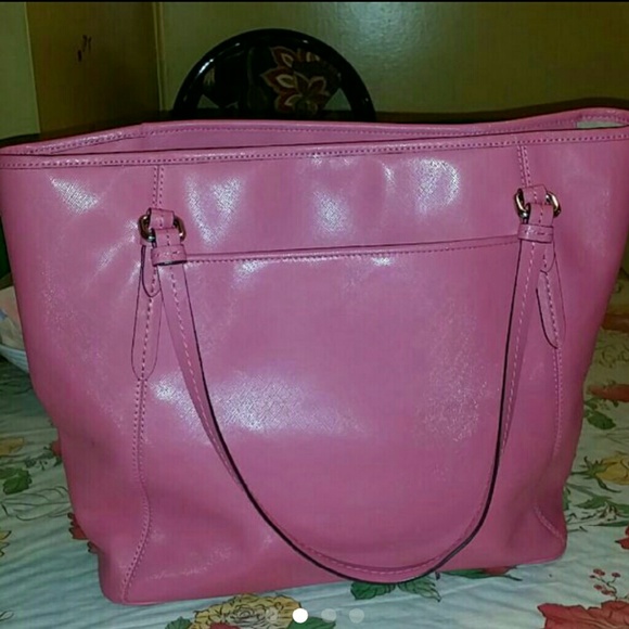 PEYTON LEATHER ZIP TOP TOTECOACH F27349 BRASS/CORA - Picture 2 of 4