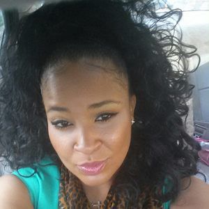 Meet your Posher, Felicia