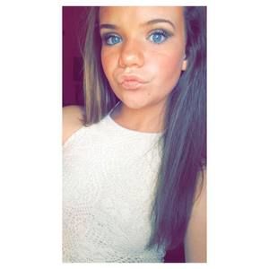 Meet your Posher, Madalyn