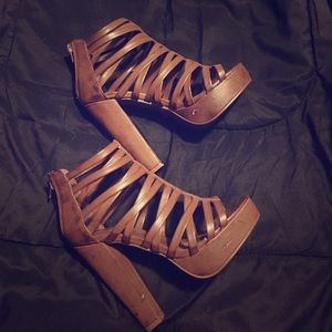 Forever 21 high heel. Size 7