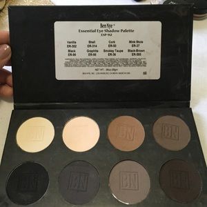 Ben Nye Eyeshadow palette