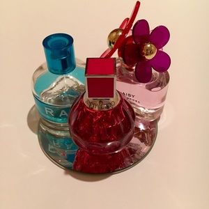 | Jimmy Choo Exotic Perfume |