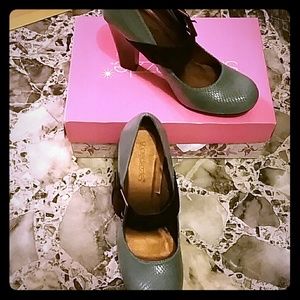 Teal shoes