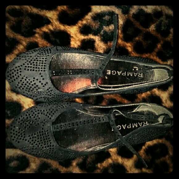 Rampage Shoes - 💣SUPER SALE💣Rampage Lentine black sparkly flats