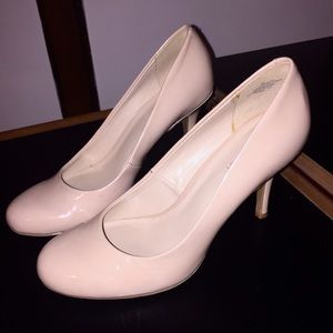 Size 9 - Nine West Nude Patent Leather High Heels
