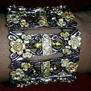vintage styled bracelet