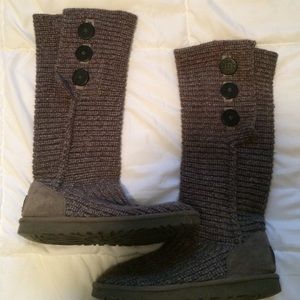 grey crochet uggs