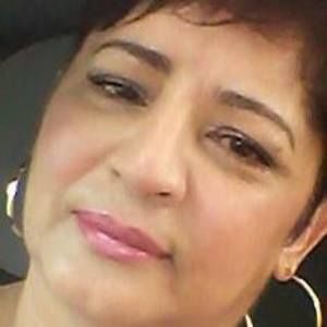 Meet your Posher, Gloria