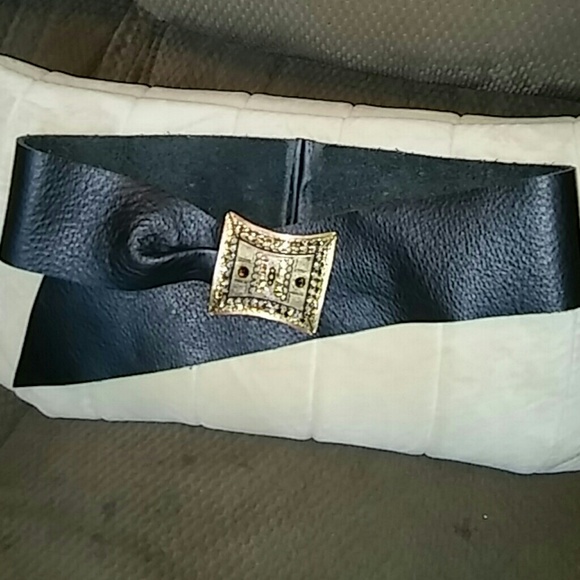 ----- LEATHER BELT ---