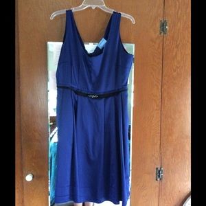 Vera Wang knee length semi formal cocktail dress