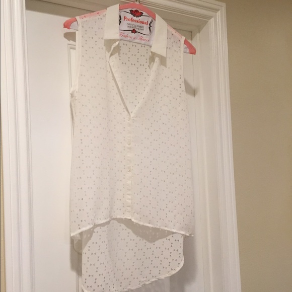 RD style. Research and design high low cutout tank