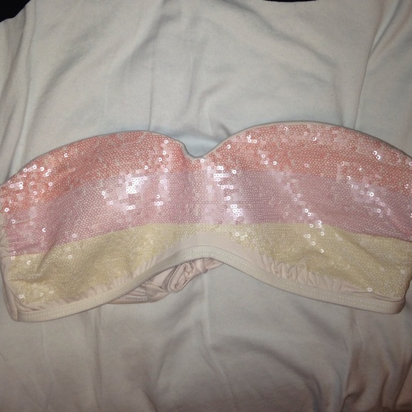 Bathing suit top