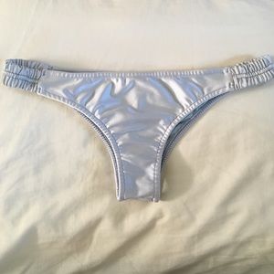 Indah bottoms size M