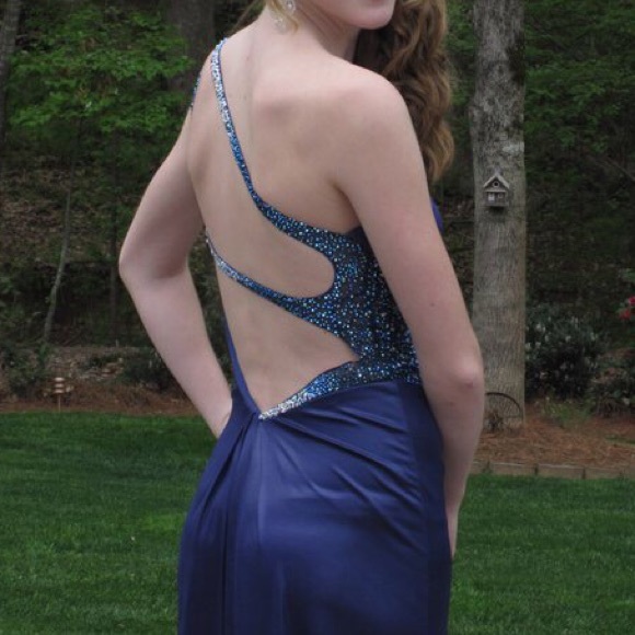 Purple prom dress! - Picture 3 of 3