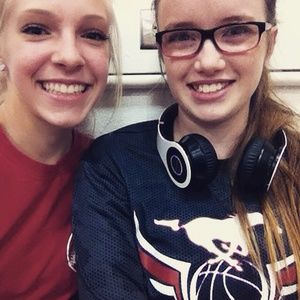 Meet your Posher, Camille