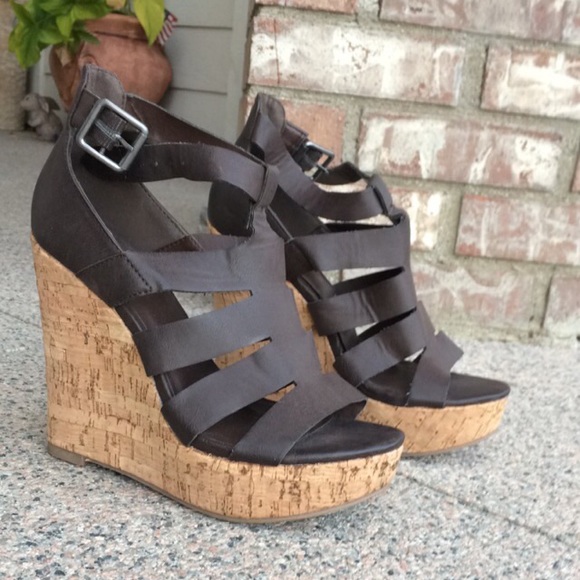 Sale 🎉 Spring wedges