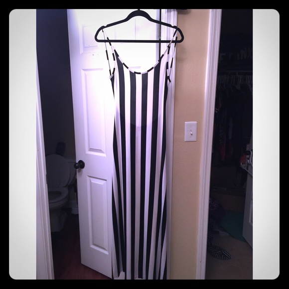 Black and white stripped maxi dress