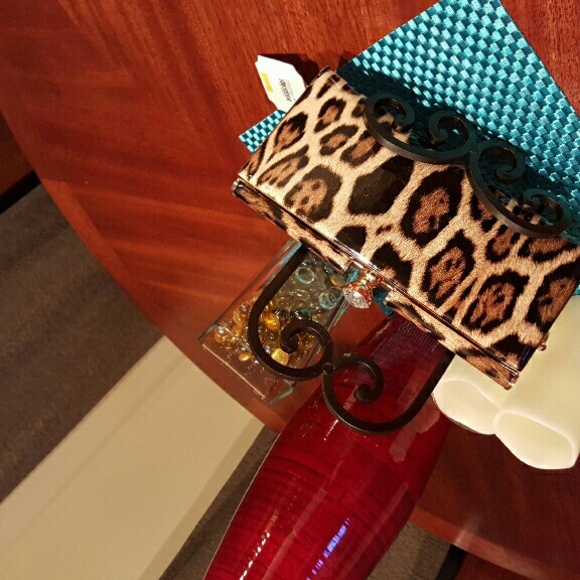 Exclusive evening clutch