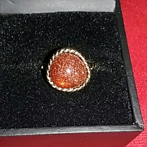 Ring - Picture 1 of 3