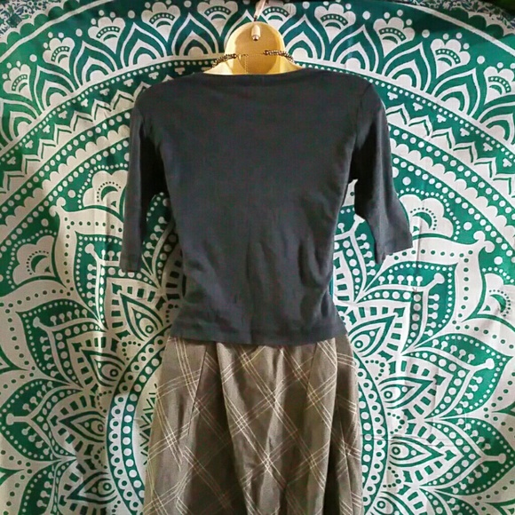 Top - Picture 2 of 4