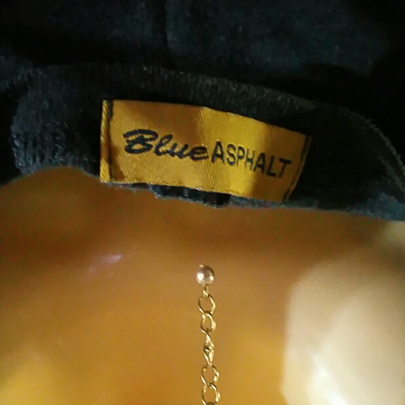 Top - Picture 4 of 4