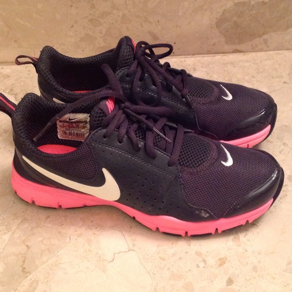 Nike Shoes - 💗 Nike Training Shoes- Authentic
