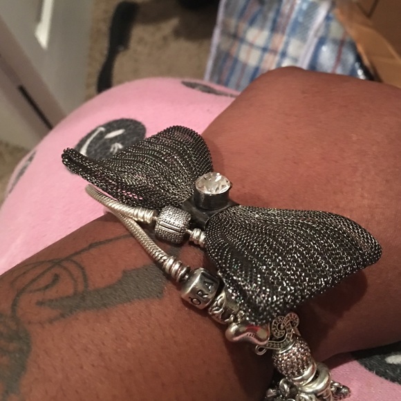 Bow Bracelet crystal in the middle of the bow - Picture 3 of 4