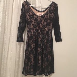 Lace dress