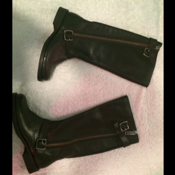 Black aldo boots size 8