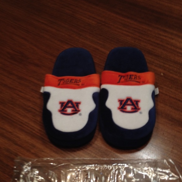 Auburn Tigers bedroom slippers. Brand new.