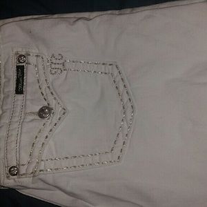 White miss me capris