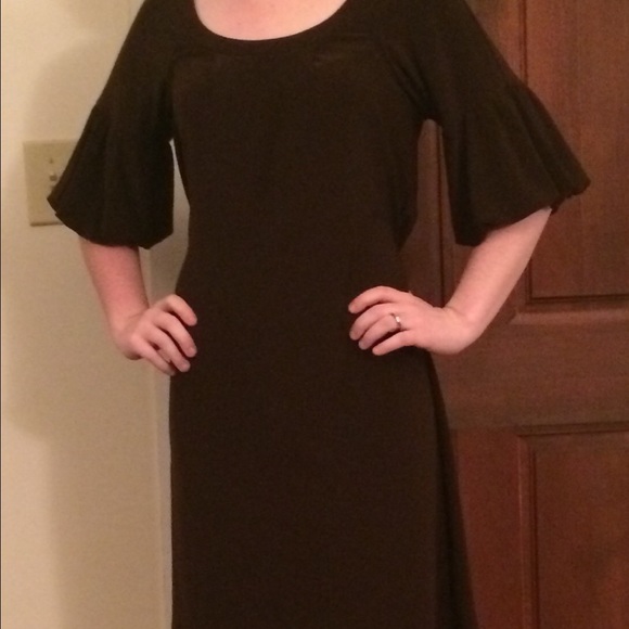 Brown dress - Picture 2 of 4