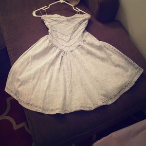 Quiksilver Seer Sucker Blue/White Strapless Dress