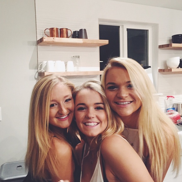 Meet your Posher, Riley