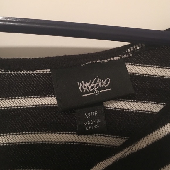 Striped top - Picture 2 of 3