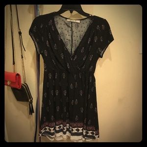 Short printed black dress