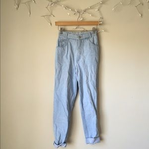 Light wash denim!