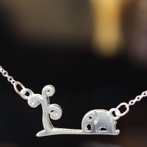 • SALE • Cute Silver Elephant & Tree Necklace • - Picture 2 of 3