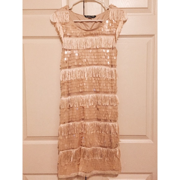 Bershka Dresses & Skirts - Bershka Sequin "Flapper" Cream Dress