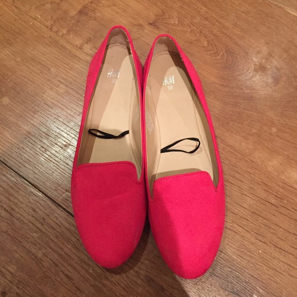 Hot pink faux suede loafers - Picture 2 of 4